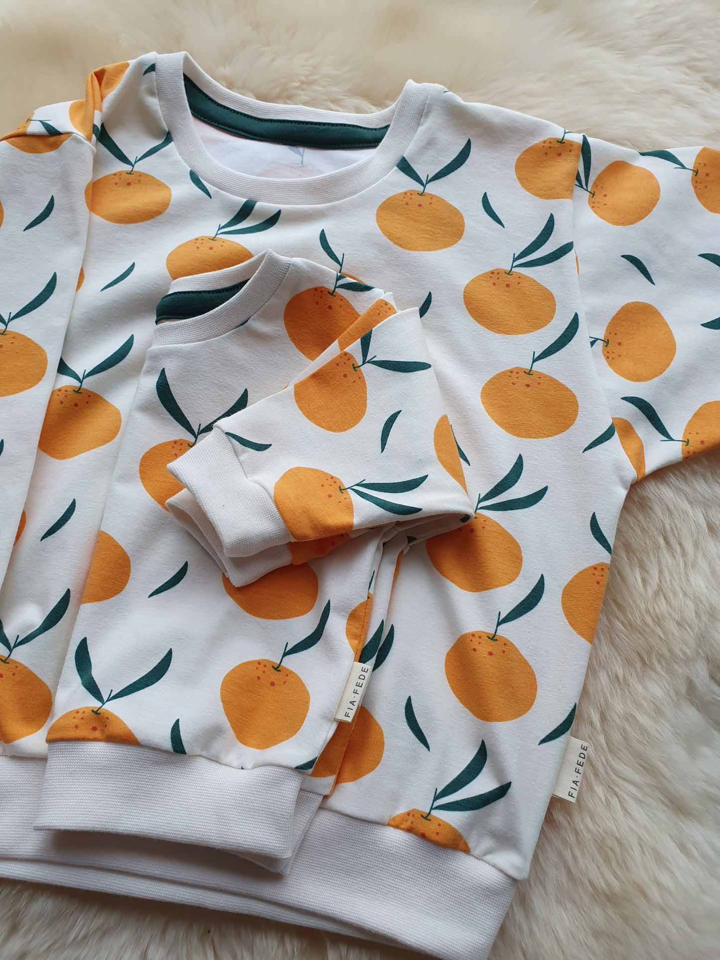 Oranges - Organic sweater