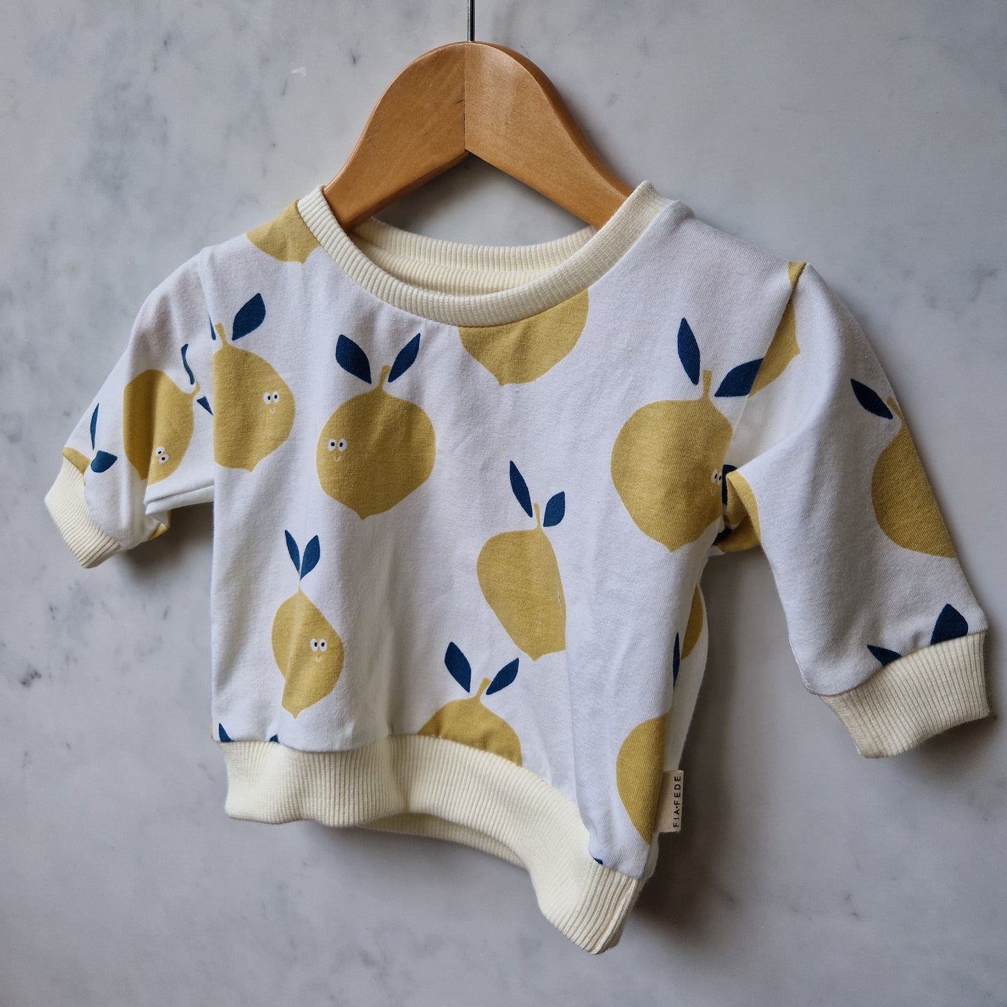 Organic sweater - Sweet lemons