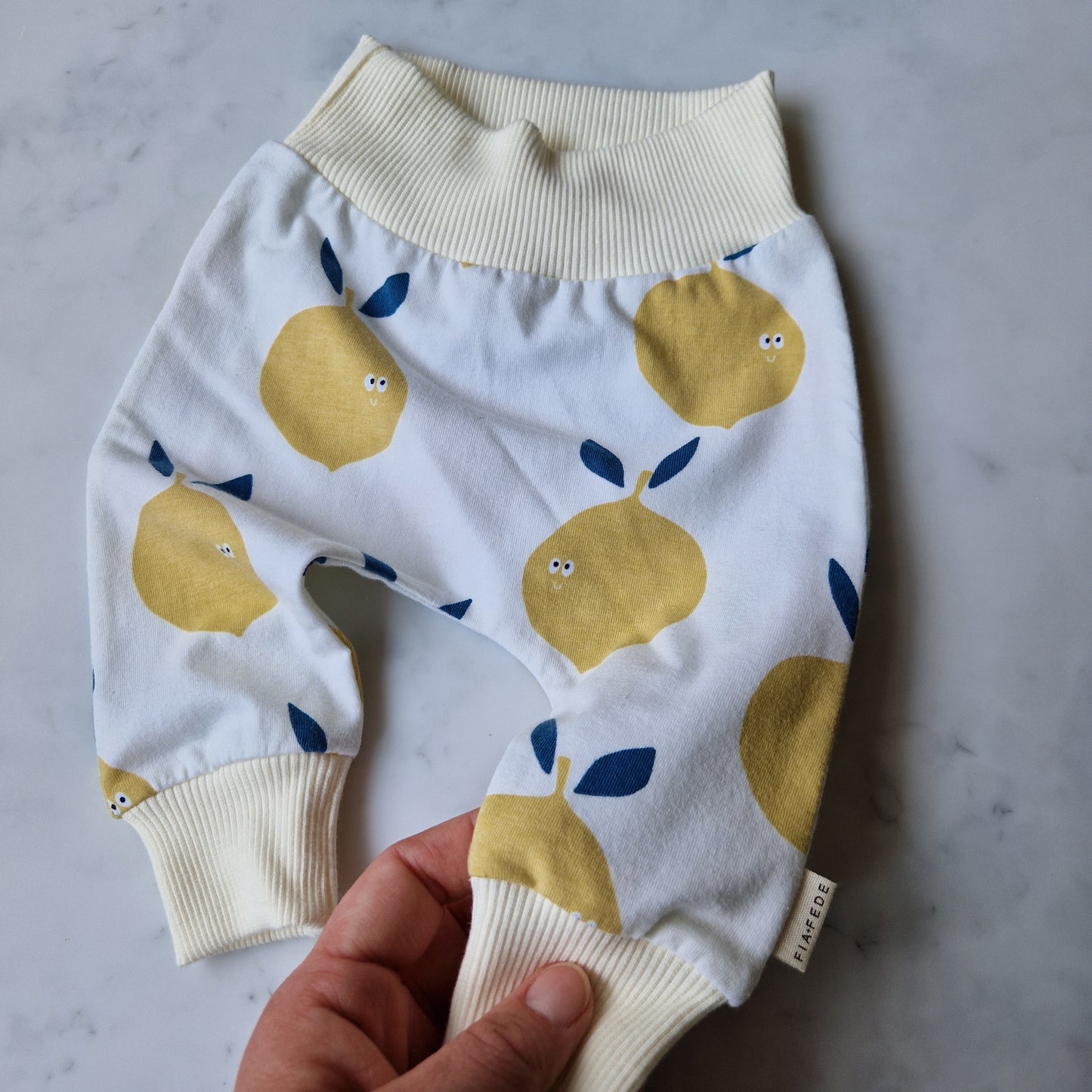 Organic baby leggings- Sweet Lemons
