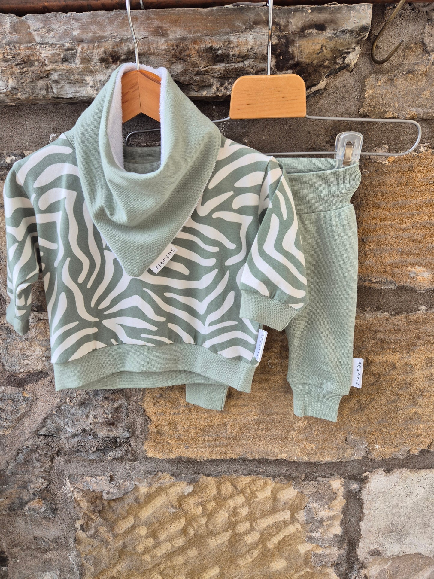 Tiger - Organic sweater